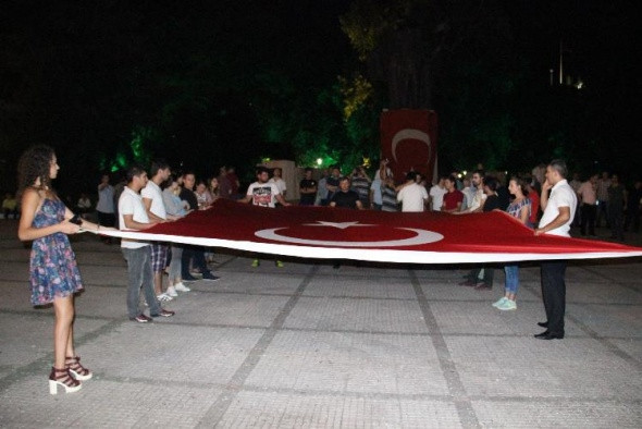Dağlıca saldırısı halkı sokağa döktü