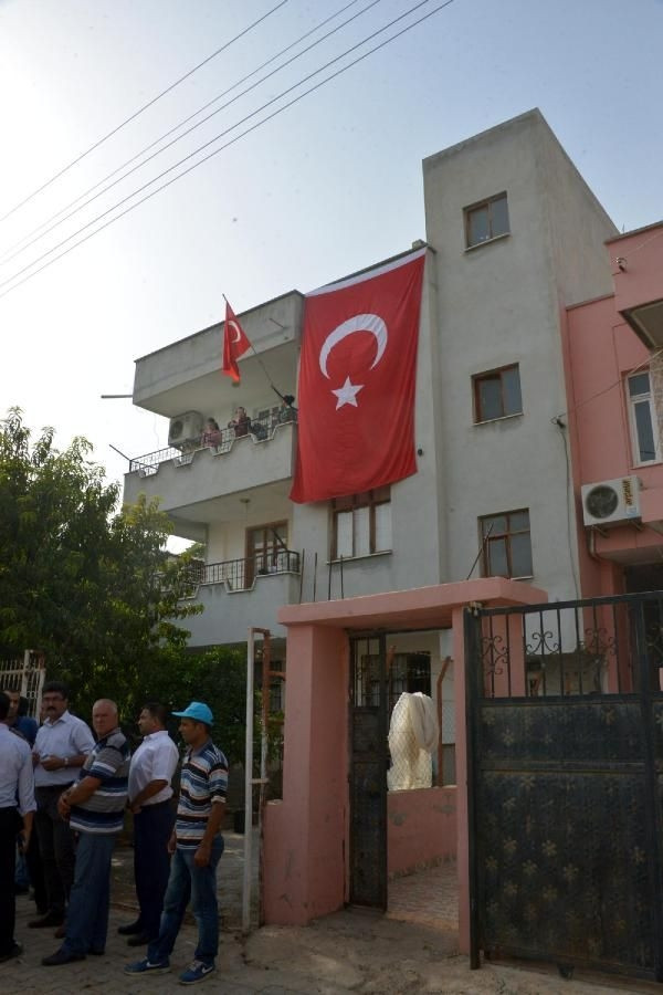 Şehit polisimizin aracı bu hale geldi