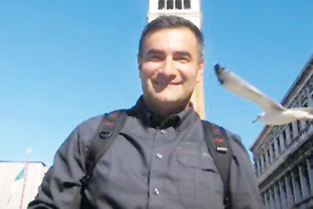 Hale Caneroğlu ve eşi Londra'ya taşındı