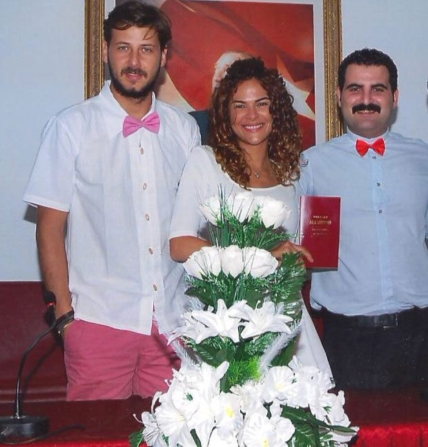 Ümit Kantarcılar'dan ayrılan Gamze Topuz Fırat Topkorur'la aşk