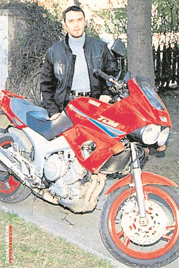Kanat Heparı annesinin sözünü dinliyor
