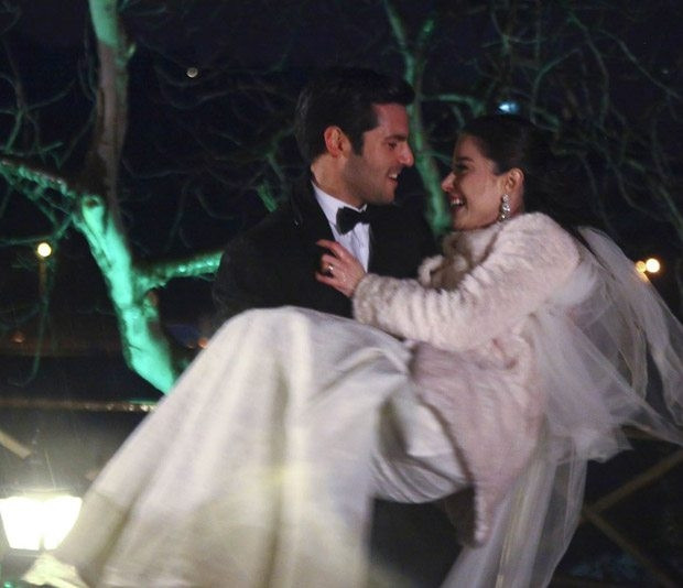 Özge Gürel ve Serkan Çayoğlu, ikimiz de yalnızız
