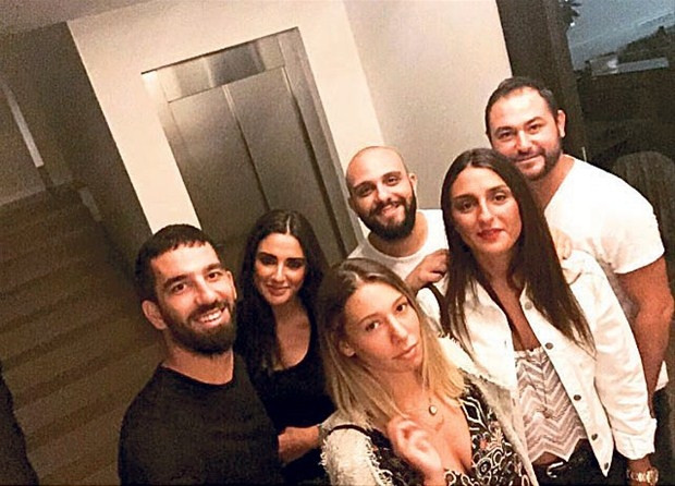 Sevgilim parama muhtaç değil!