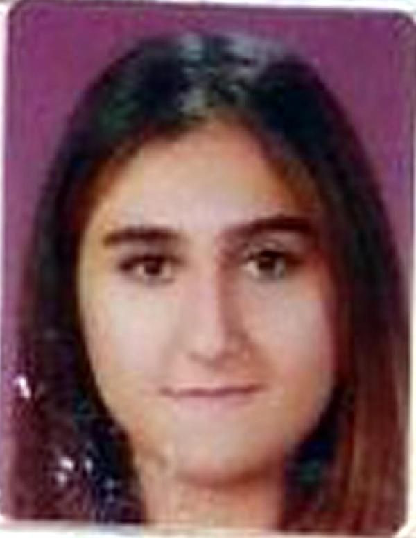 Anne 2 kızını, baba anneyi öldürdü