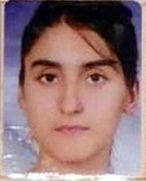 Anne 2 kızını, baba anneyi öldürdü