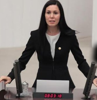 Çiğdem Karaaslan kimdir