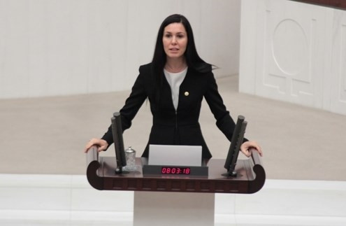 Çiğdem Karaaslan kimdir