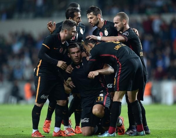 Başakşehir-Galatasaray maçından kareler
