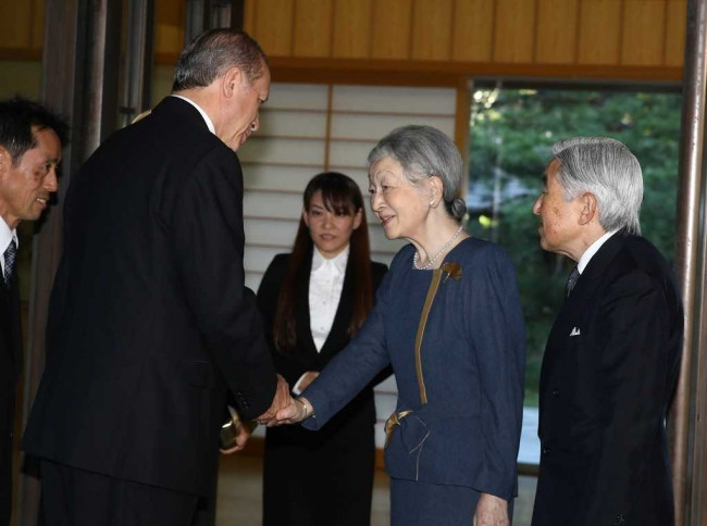 Cumhurbaşkanı Erdoğan Japon İmparatoru Akihito’yu ziyaret etti