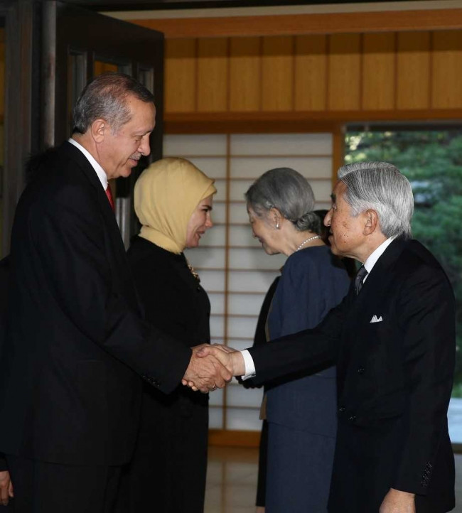 Cumhurbaşkanı Erdoğan Japon İmparatoru Akihito’yu ziyaret etti