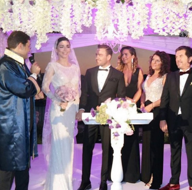 Ünlü çiftten şaşırtan karar