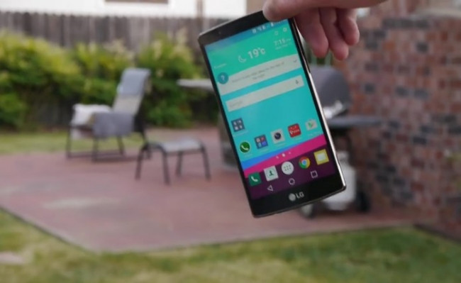 LG G4 düşme testinde