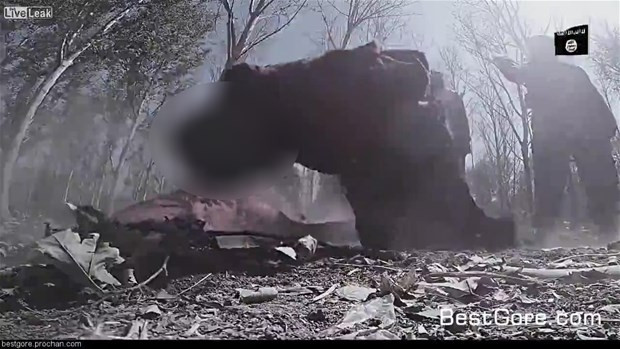 IŞİD korkunç bir katliam videosu daha yayınladı