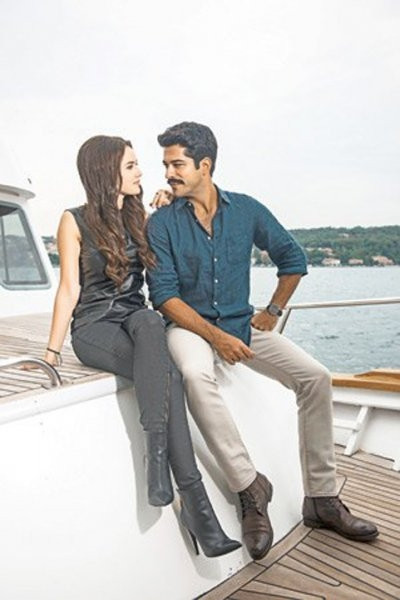 En beğenilen çift Fahriye Evcen-Burak Özçivit oldu
