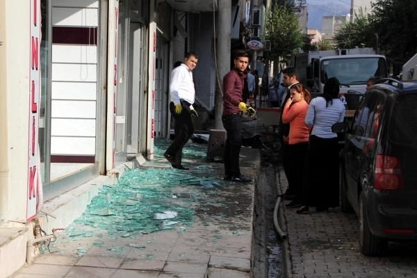 Silopi'de PKK'dan polise bombalı saldırı