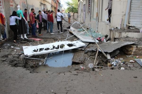 Silopi'de PKK'dan polise bombalı saldırı