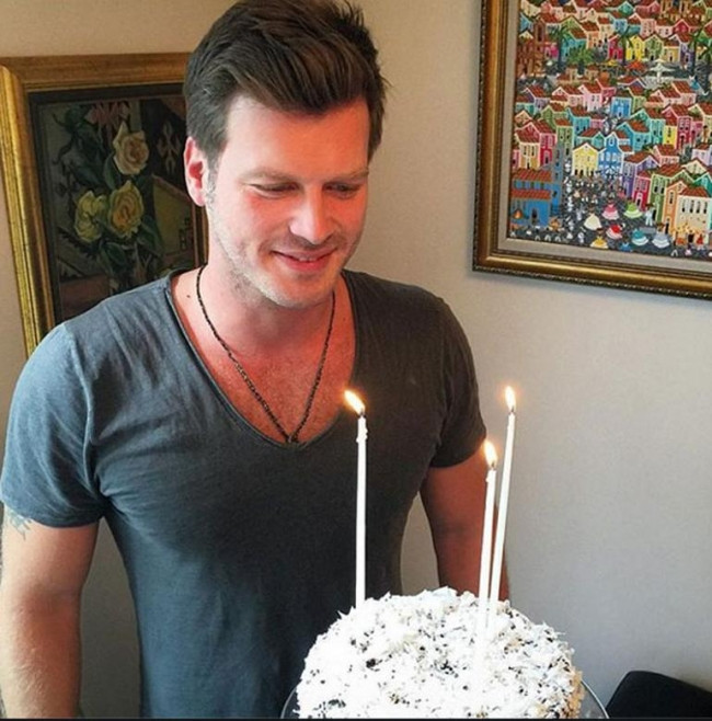 Kıvanç Tatlıtuğ 32 yaşında