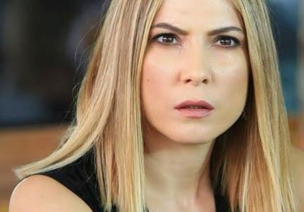 Şebnem Dönmez de saçlarını kestirdi