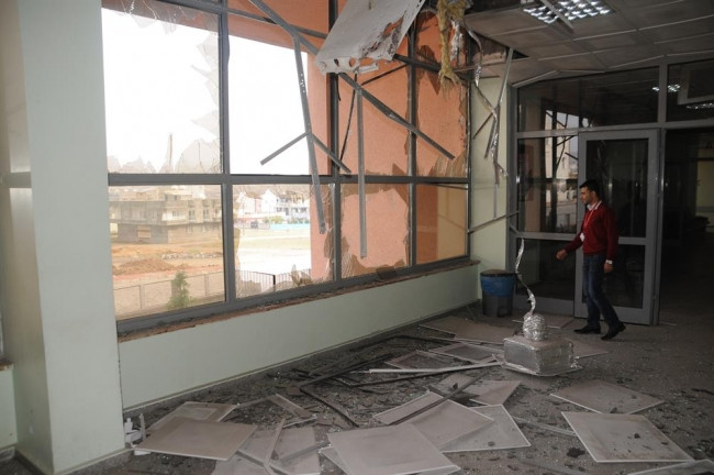 PKK'nın attığı roket hastaneye isabet etti