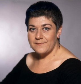 Serra Yılmaz kimdir