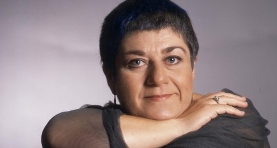 Serra Yılmaz kimdir