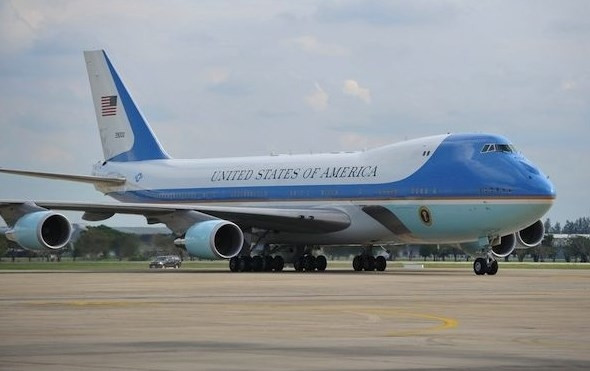 Air Force One uçağının özellikleri şaşırtıyor