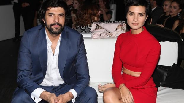 Tuba Büyüküstün ve Engin Akyürek en iyi oyuncu ödülünü aldı