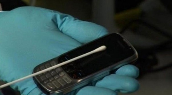 Telefonla sakın tuvalete girmeyin