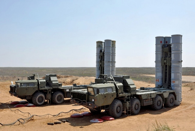 Rusya'nın hava savunma sistemi S-300 ve S-400'ler