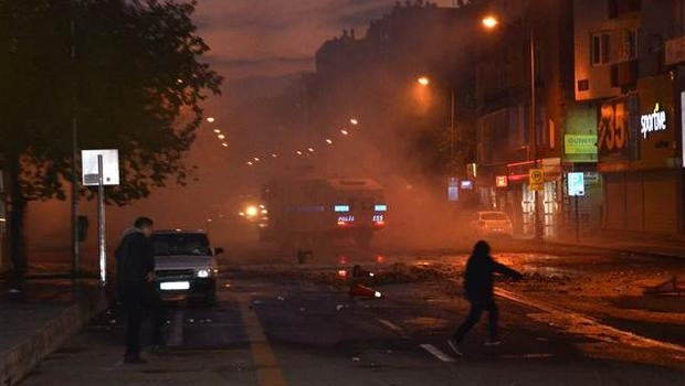 Tahir Elçi'nin öldürülmesinin sonra olaylar çıktı