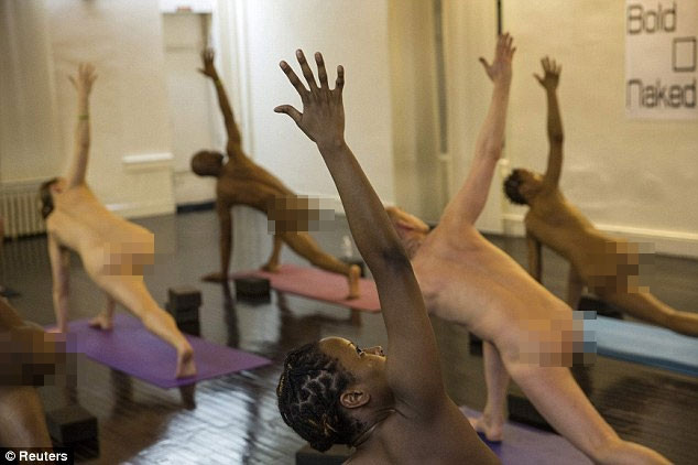 Çırılçıplak yoga