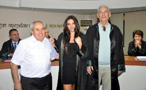 Avukat Adriana Lima