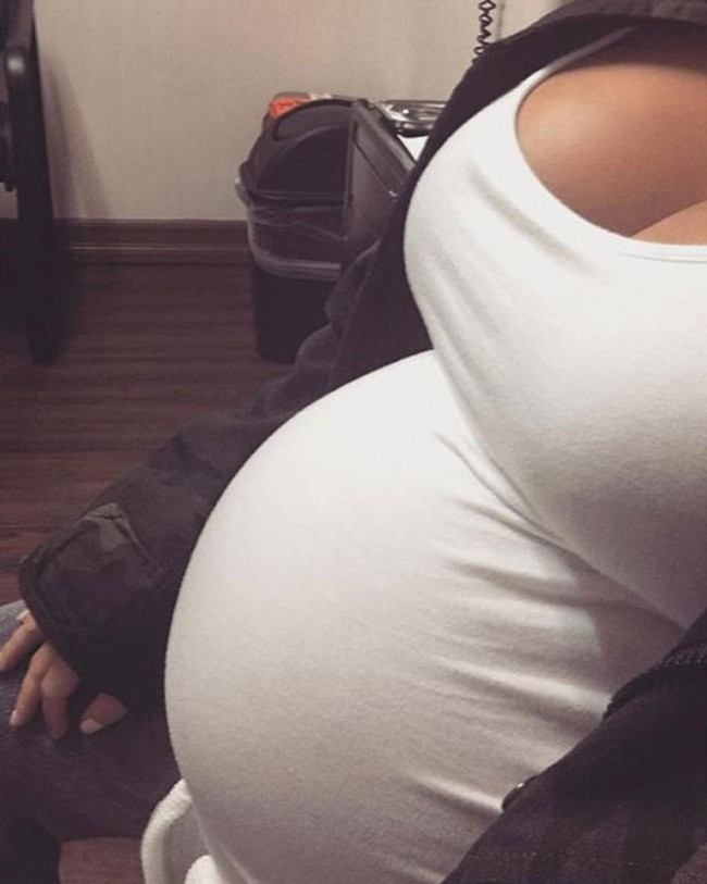 Kim Kardashian ikinci kez anne oldu