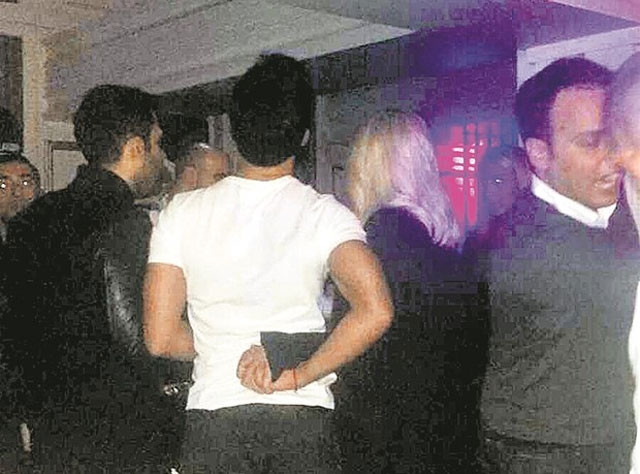 Hadise sevgilisiyle yakalandı