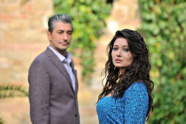 Paramparça'da şok iddia: Nurgül Yeşilçay ayrılıyor!