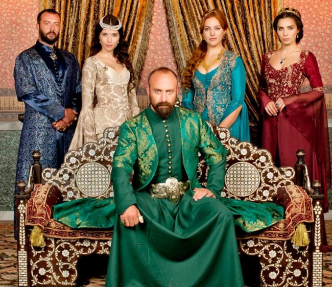 Halit Ergenç, Kanuni Sultan Süleyman’ın mezarını ziyaret edecek