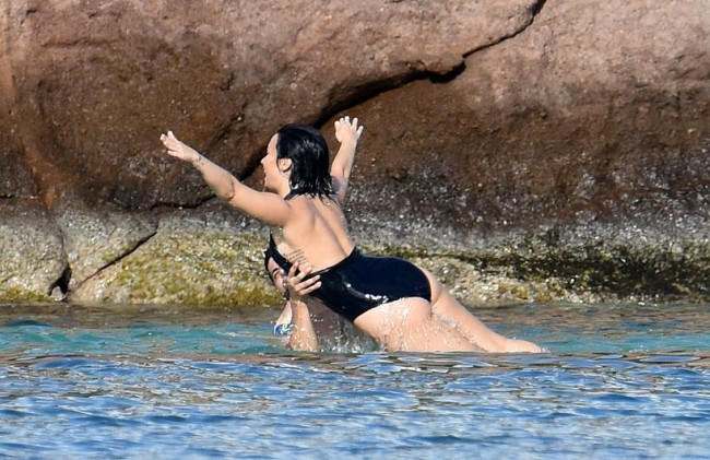 Demi Lovato ve sevgilisi efsane sahneyi gerçekleştirecekti ki...