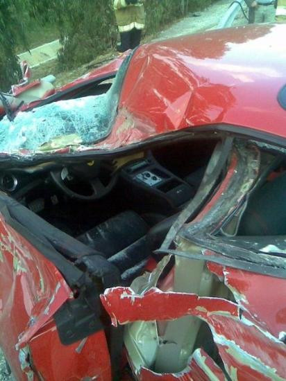 Ferrari hurdaya döndü !