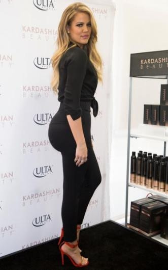 Khloe artık çekinmiyor