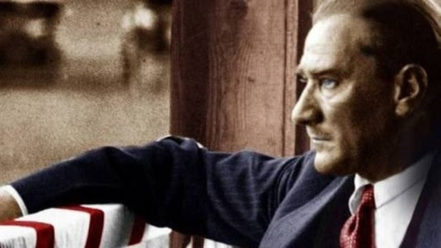 Eriş Ülger'den Atatürk'ün ölümü ile ilgili tartışma yaratacak