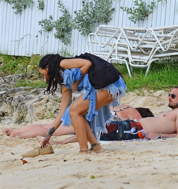 Rihanna memleketinde
