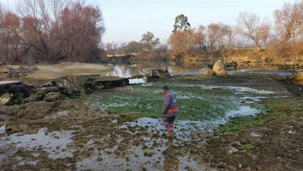 Baraj kapakları kapanınca Manavgat Şelalesi'nin görüntüsü kayboldu