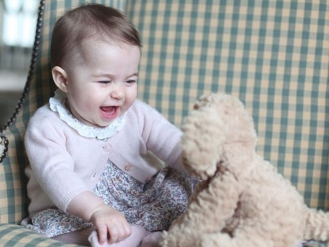 Kate Middleton'dan 3. çocuk müjdesi
