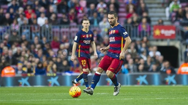 Arda Turan ilk maçında çok beğenildi