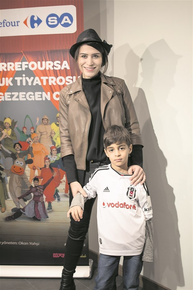 Mario Gomez forması diye tutturdu