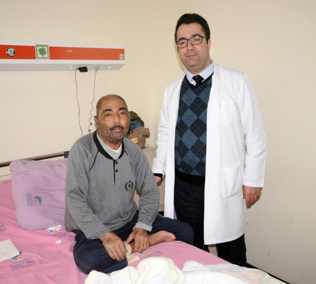 58 yaşından sonra saçları siyah çıktı