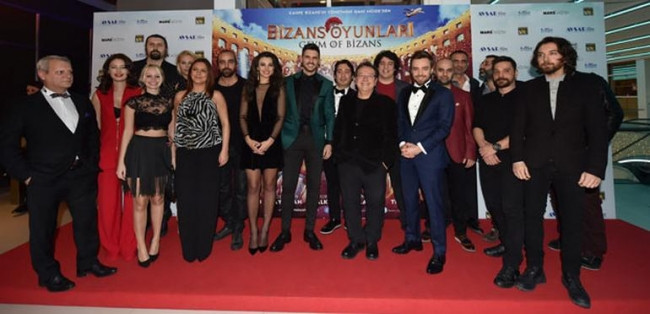 Murat'ın en büyük destekçisi Merve Boluğur