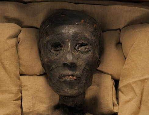 Tutankhamun'un gizemli mezar odası
