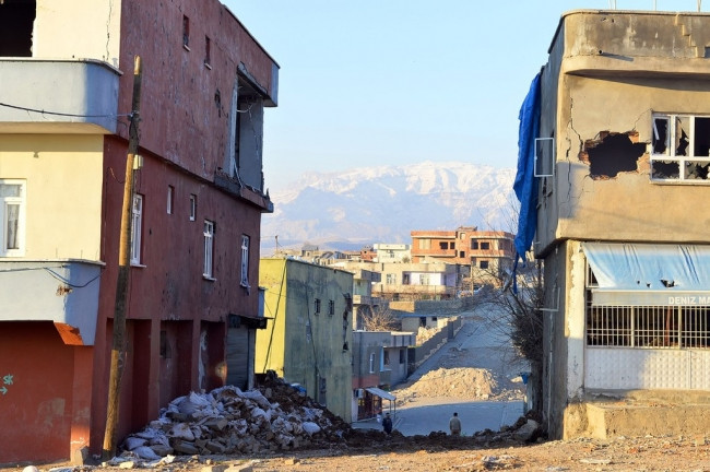 Cizre ve Silopi'de hayat yavaş yavaş normale dönüyor