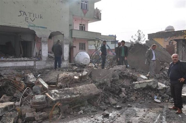 Silopi'de teröristlerin yıktığını devlet onaracak